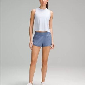Lululemon Hotty Hot Short Size 4 — 2.5” Inseam